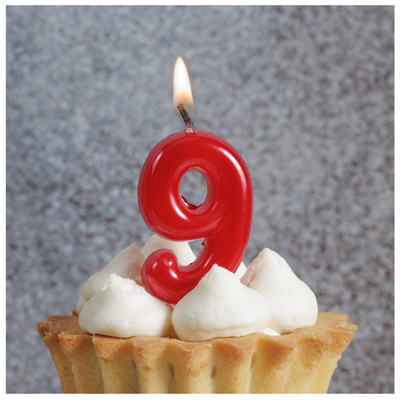 Свечи-цифры Свеча -цифра "9" Красная 4,5см
