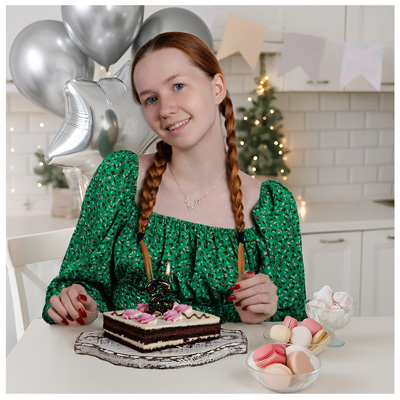 Свечи для торта Свеча-цифра "2" Черная с брызгами 5,6см