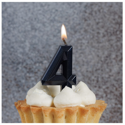 Свечи-цифры Свеча -цифра "4" Диамант черная 4,5см