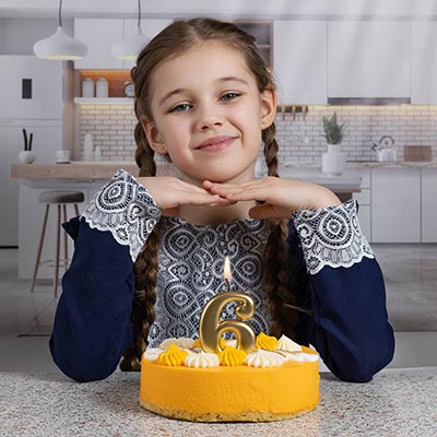 Свечи-цифры Свеча -цифра "6" Золотая, 8 см