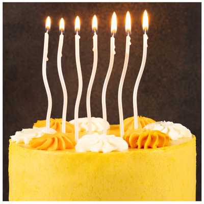 Свечи для торта Свечи Волны белые перламутр 13см 12шт