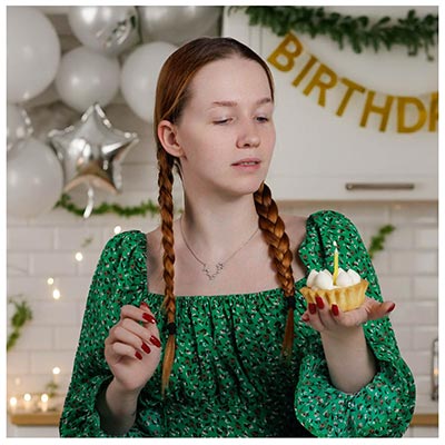 Свечи для торта Свечи Спирали с подст Желтые 6см 12шт