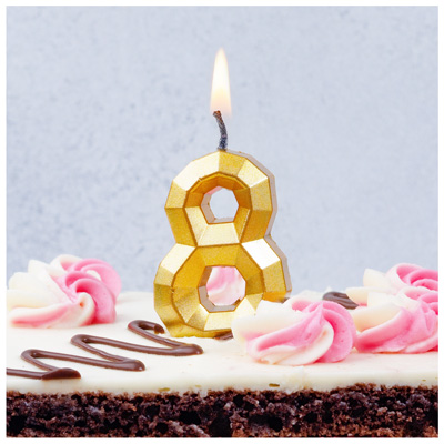 Свечи-цифры Свеча -цифра "8" Диамант Золото 4,5см